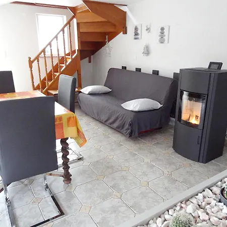 Nyaraló Propriete De 2 Chambres Avec Jardin Amenage Et Wifi A *